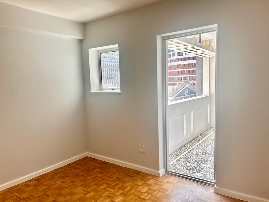 2 Bedroom Property for Sale in Cape Town City Centre Western Cape